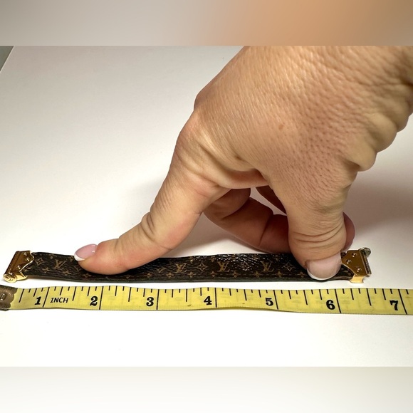 Louis Vuitton Nano Monogram Bracelet - Picture 7 of 7